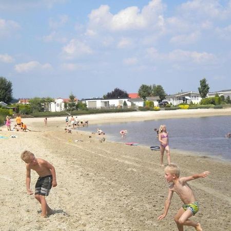 Stacaravan Huren In Het Hart Van Bosrijk Drenthe Op Recreatiepark De Tien Heugten Schoonloo Kültér fotó